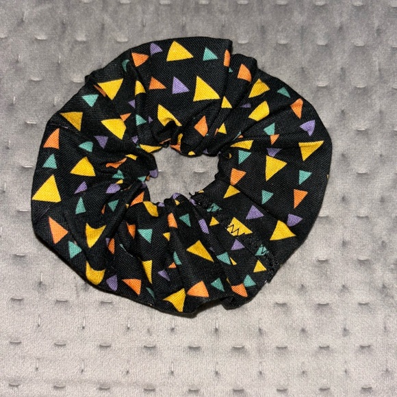 Hand Crafted Accessories - Multi colored triangle scrunchie